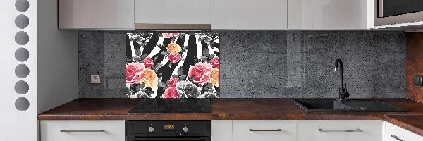 Rivestimento parete cucina con decorazione di rose su sfondo zebrato