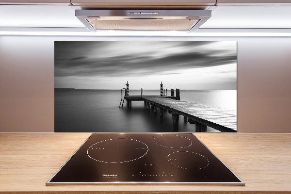 Pannello retrocucina con stampa del molo sul lago