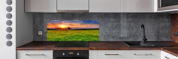 Rivestimento parete cucina con motivo 'Prato del tramonto'