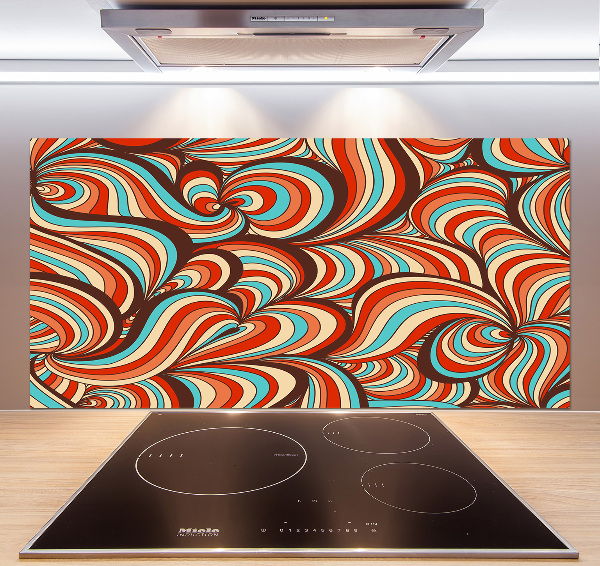 Rivestimento parete cucina con motivo a spirale