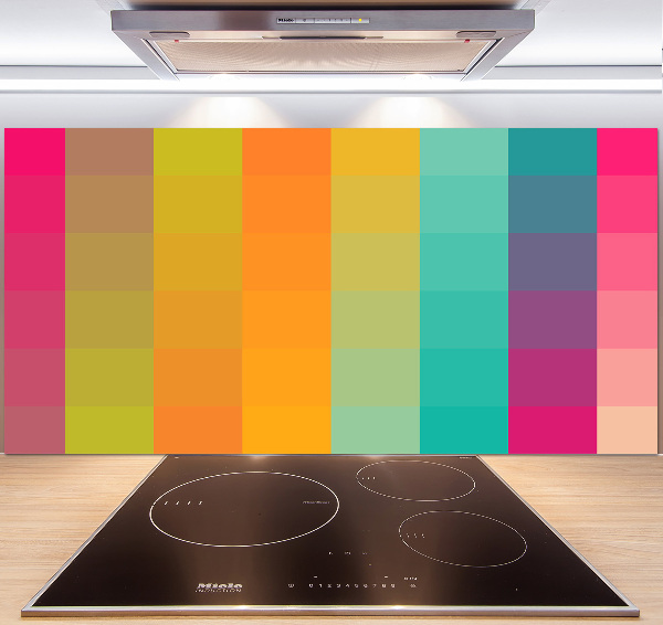 Rivestimento parete cucina con quadrati colorati