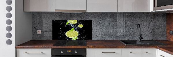 Rivestimento parete cucina con finitura a base di calce e acqua