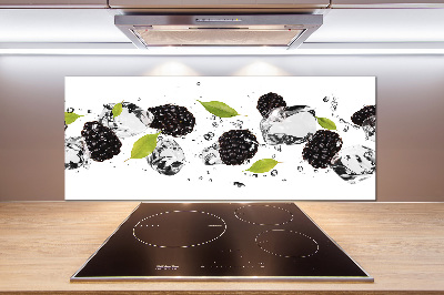 Rivestimento parete cucina con motivo ciliegie su sfondo acquatico