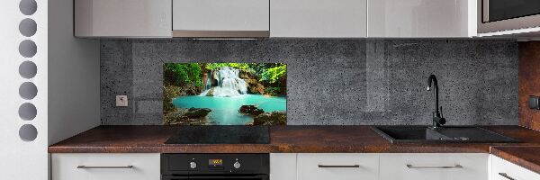 Rivestimento parete cucina con motivo a cascata