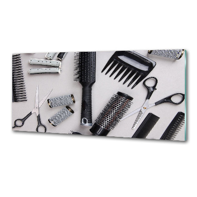 Rivestimento parete cucina con accessori per parrucchiere