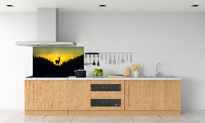 Rivestimento parete cucina con motivo a cervo