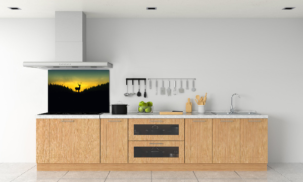 Rivestimento parete cucina con motivo a cervo