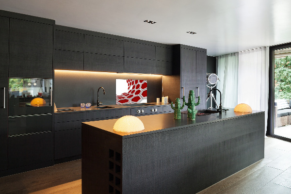 Rivestimento parete cucina con motivo astratto 3D