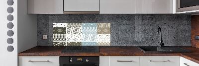 Rivestimento parete cucina con motivi geometrici