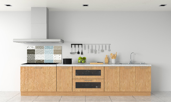 Rivestimento parete cucina con motivi geometrici