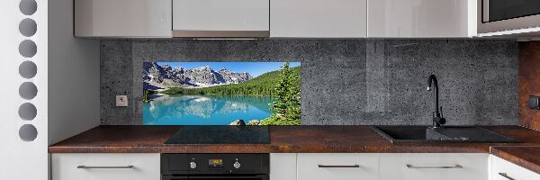 Rivestimento parete cucina con motivo raffigurante un lago tra le montagne