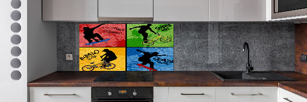 Rivestimento parete cucina con motivo di biciclette e skateboard