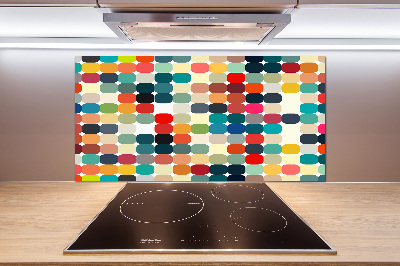 Rivestimento parete cucina con motivo geometrico come sfondo