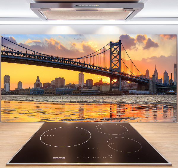 Rivestimento parete cucina con motivo Ponte di Filadelfia