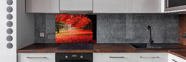 Rivestimento parete cucina con motivo di alberi in versione autunnale