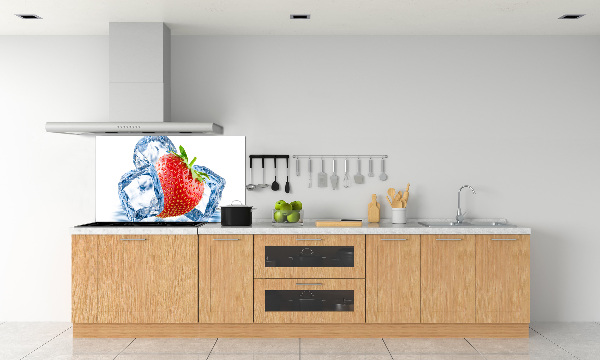 Rivestimento parete cucina con fantasia fragola su sfondo ghiacciato