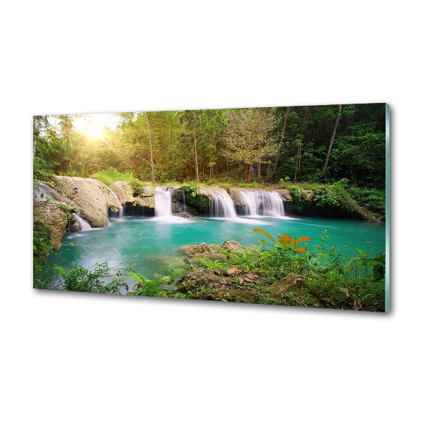 Pannello retrocucina con motivo a cascata nella foresta