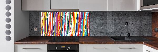 Rivestimento parete cucina con strisce colorate