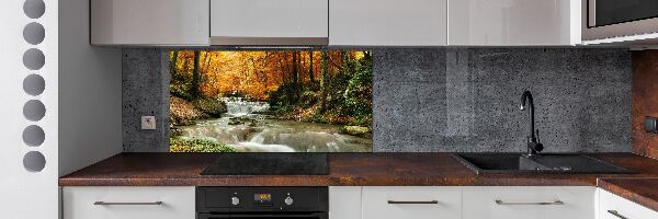 Rivestimento parete cucina con motivo 'Cascata nella foresta'