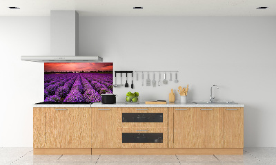 Rivestimento parete cucina con motivo a campo di lavanda