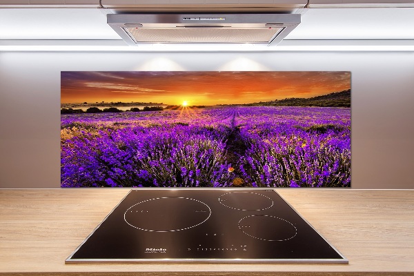 Rivestimento parete cucina con motivo a campo di lavanda