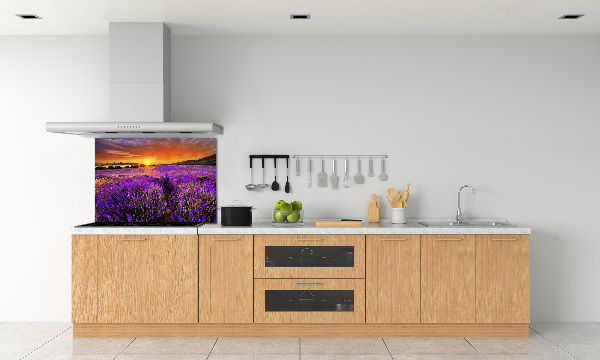 Rivestimento parete cucina con motivo a campo di lavanda