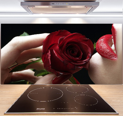Rivestimento parete cucina con decoro raffigurante una donna con una rosa