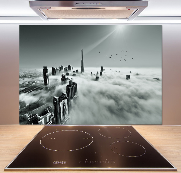 Rivestimento parete cucina con finitura Nebbia su Dubai