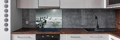 Rivestimento parete cucina con finitura Nebbia su Dubai