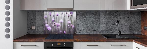 Rivestimento parete cucina con motivo a fiori di erba cipollina