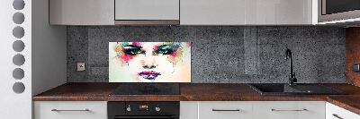 Rivestimento parete cucina con stampa ritratto di donna