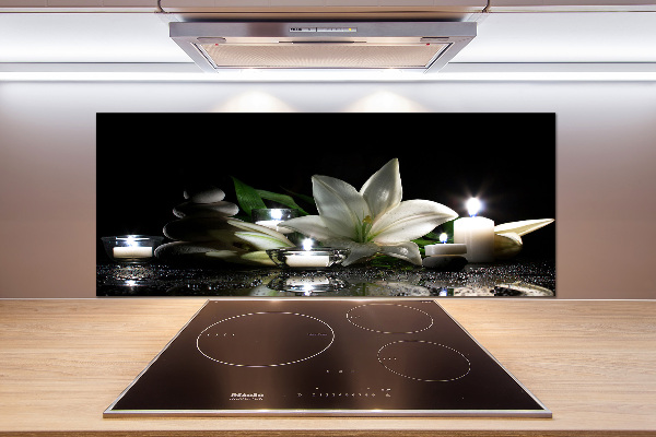 Pannello retrocucina con motivo a giglio bianco