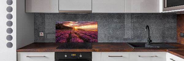 Rivestimento parete cucina con motivo a campo di lavanda