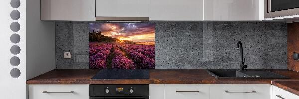 Rivestimento parete cucina con motivo a campo di lavanda