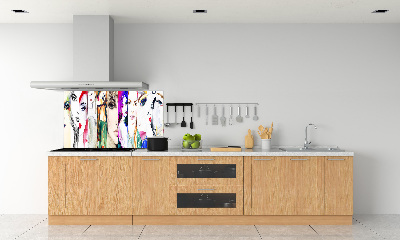 Rivestimento parete cucina con stampa di ritratti femminili