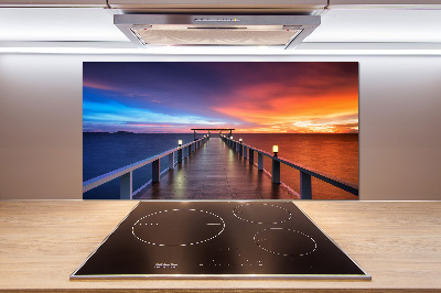 Rivestimento parete cucina in finitura effetto ponte di legno