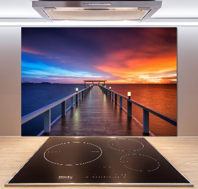 Rivestimento parete cucina in finitura effetto ponte di legno