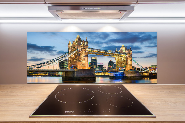 Rivestimento parete cucina con stampa del Tower Bridge di Londra