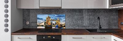 Rivestimento parete cucina con stampa del Tower Bridge di Londra
