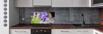 Rivestimento parete cucina con motivo lavanda