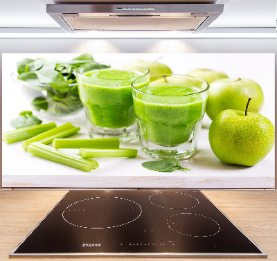 Rivestimento parete cucina in colore verde cocktail