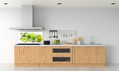 Rivestimento parete cucina in colore verde cocktail