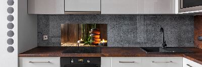 Pannello retrocucina con motivo di pietre zen e bambù