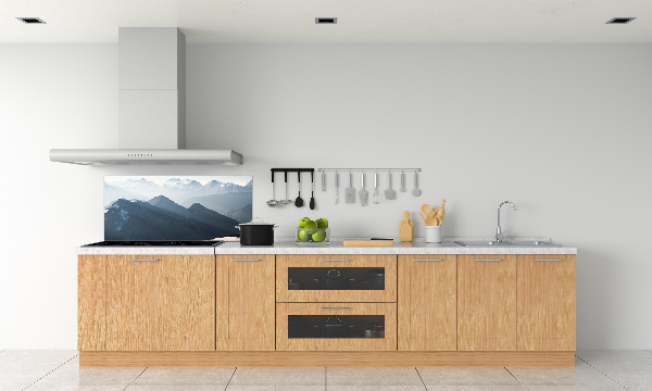 Rivestimento parete cucina con decorazione a motivo di cime montuose