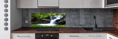 Rivestimento parete cucina con motivo Cascata nella foresta