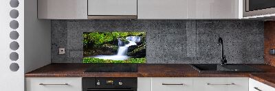 Rivestimento parete cucina con motivo Cascata nella foresta