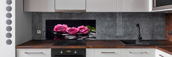 Rivestimento parete cucina con motivo di rose rosa