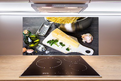 Rivestimento parete cucina con pasta all'aglio