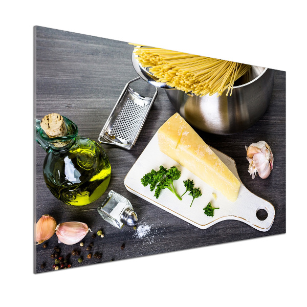 Rivestimento parete cucina con pasta all'aglio