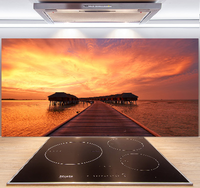 Rivestimento parete cucina in stile bungalow alle Maldive